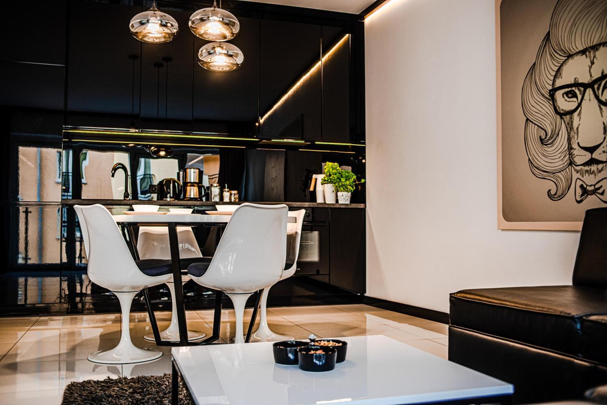 Apartamenty Homely Place Serce Poznania - Stary Rynek - Parking Phòng bức ảnh