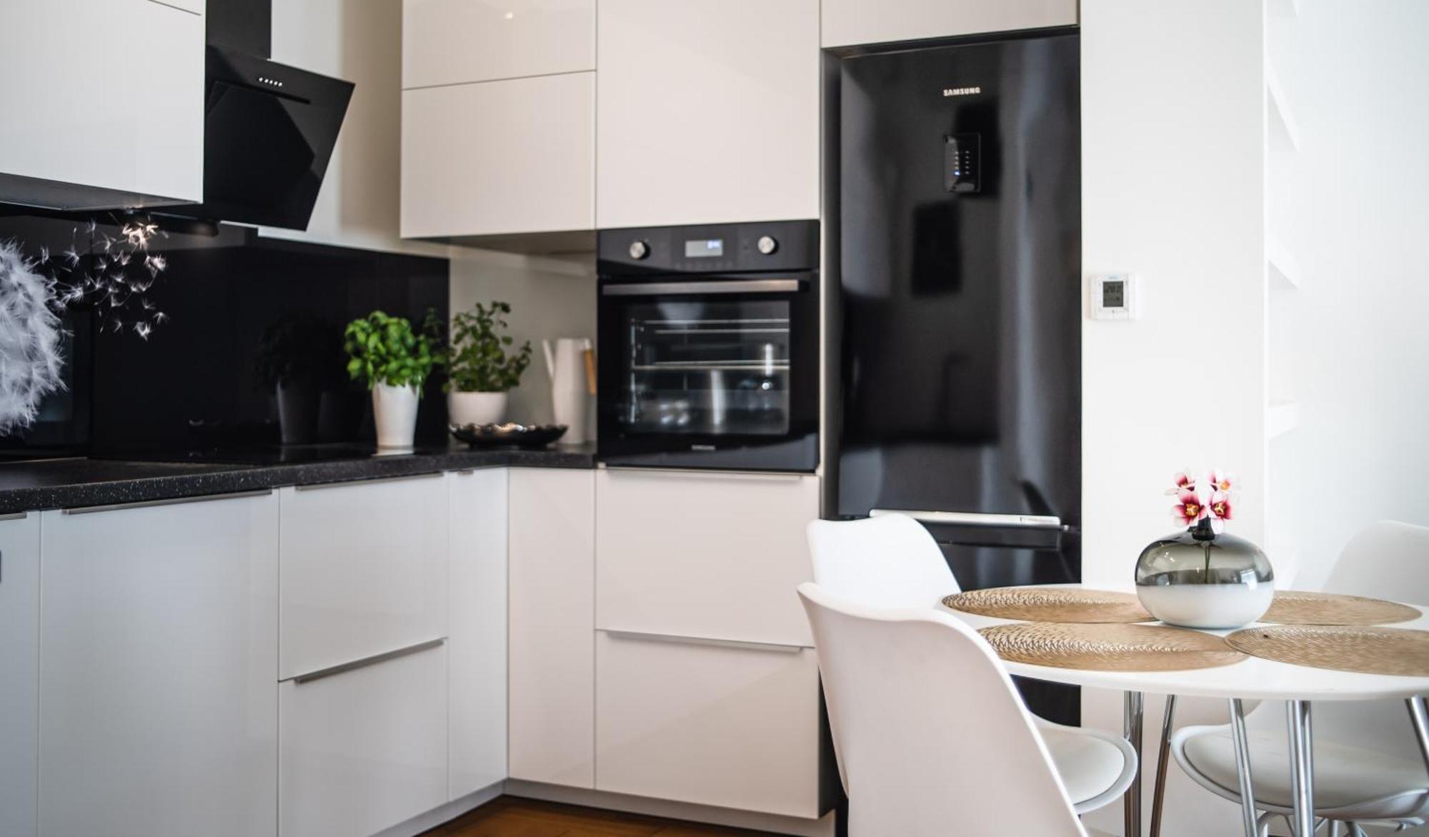 Apartamenty Homely Place Serce Poznania - Stary Rynek - Parking Phòng bức ảnh